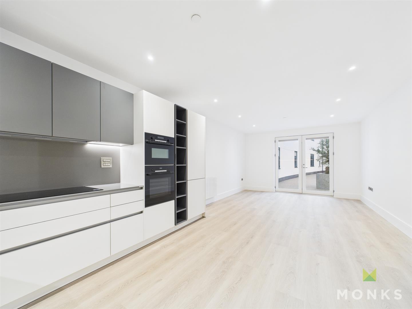 16 Old Coleham Court, Shrewsbury, SY3 7BS For Sale